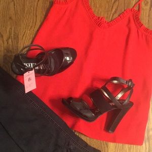 Black strapped heels 🔥 NWT - 8.5